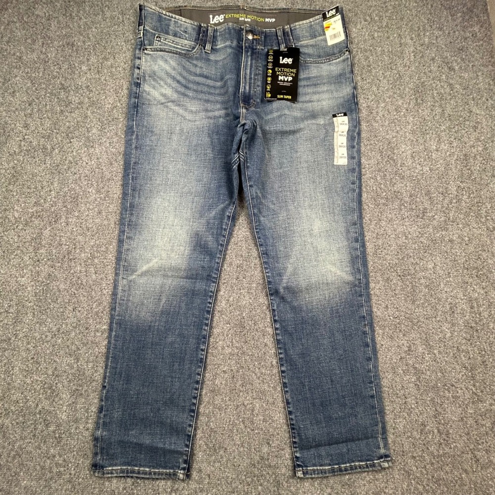 Lee Extreme Motion MVP Jeans Mens 38x30 Blue Regular Wash Slim Taper Denim Pants